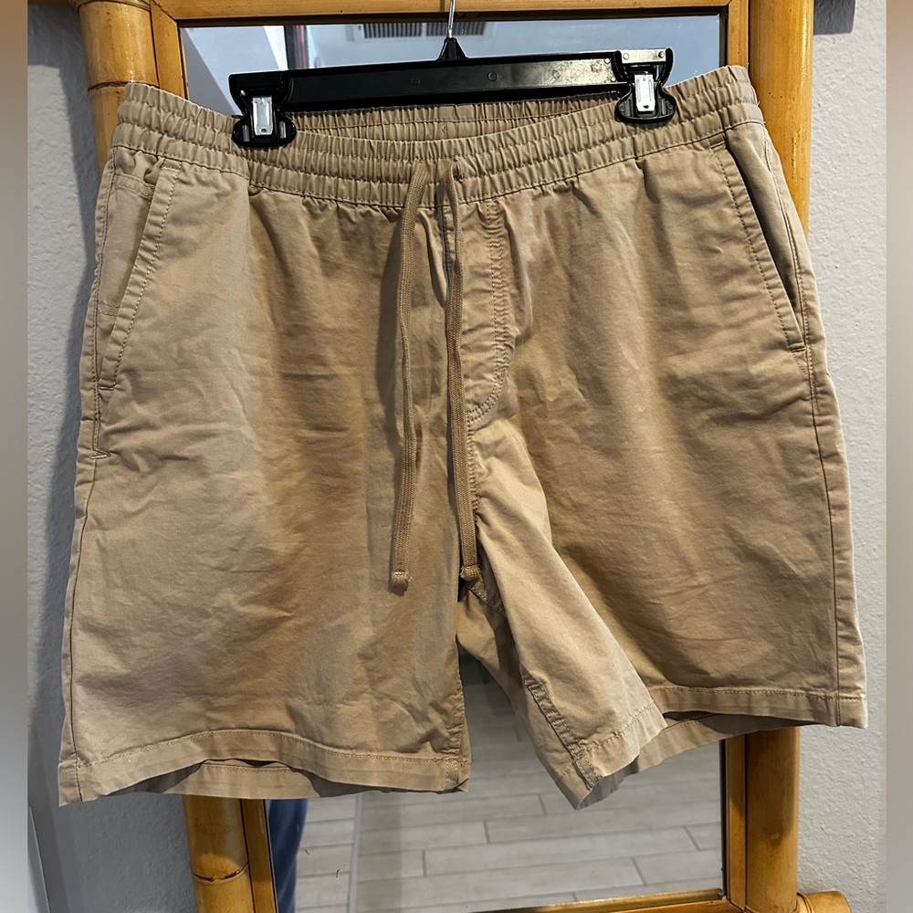 Vans Tan Flat Front Shorts Relaxed Fit